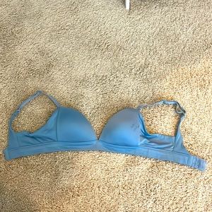 Brand is auden the size is 32B and color is blue